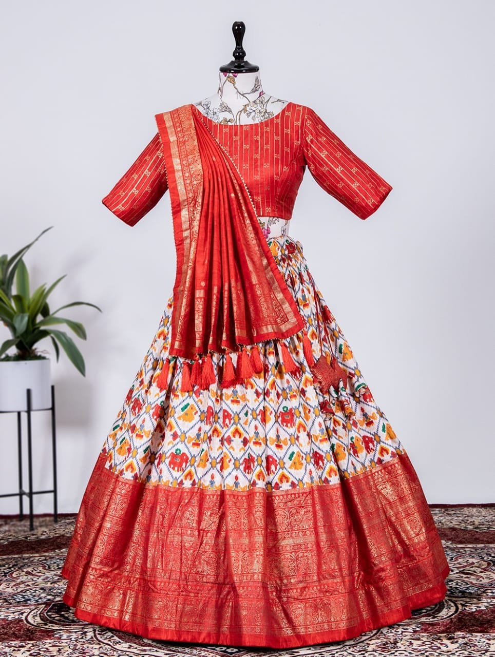 Treditional Designer Lahenga