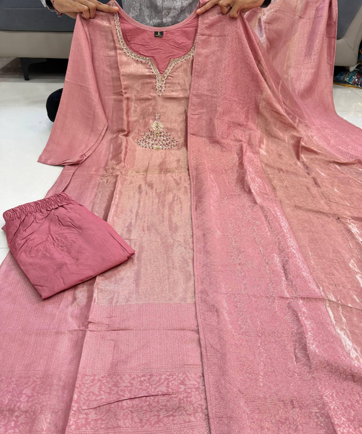 Yamuna Beautiful Tissue Silk Suit