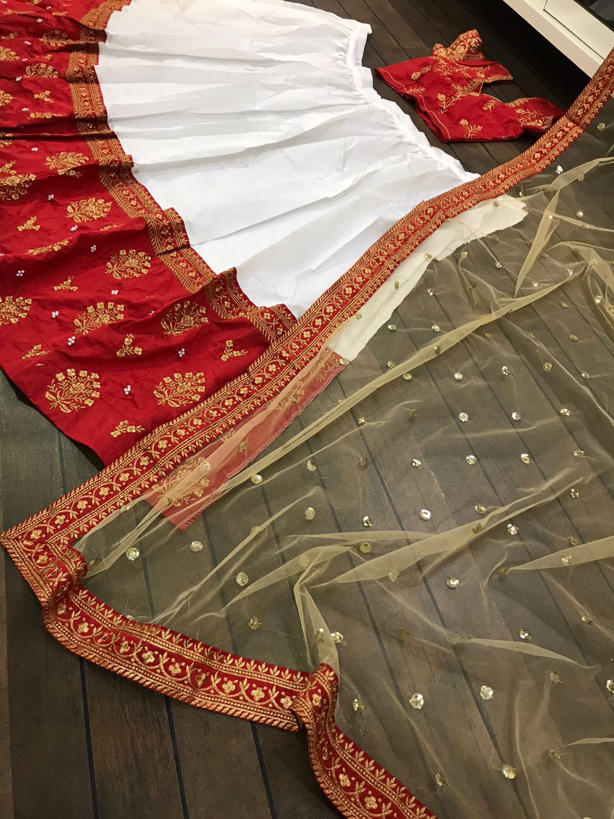 Classy Tapeta Silk Lehenga