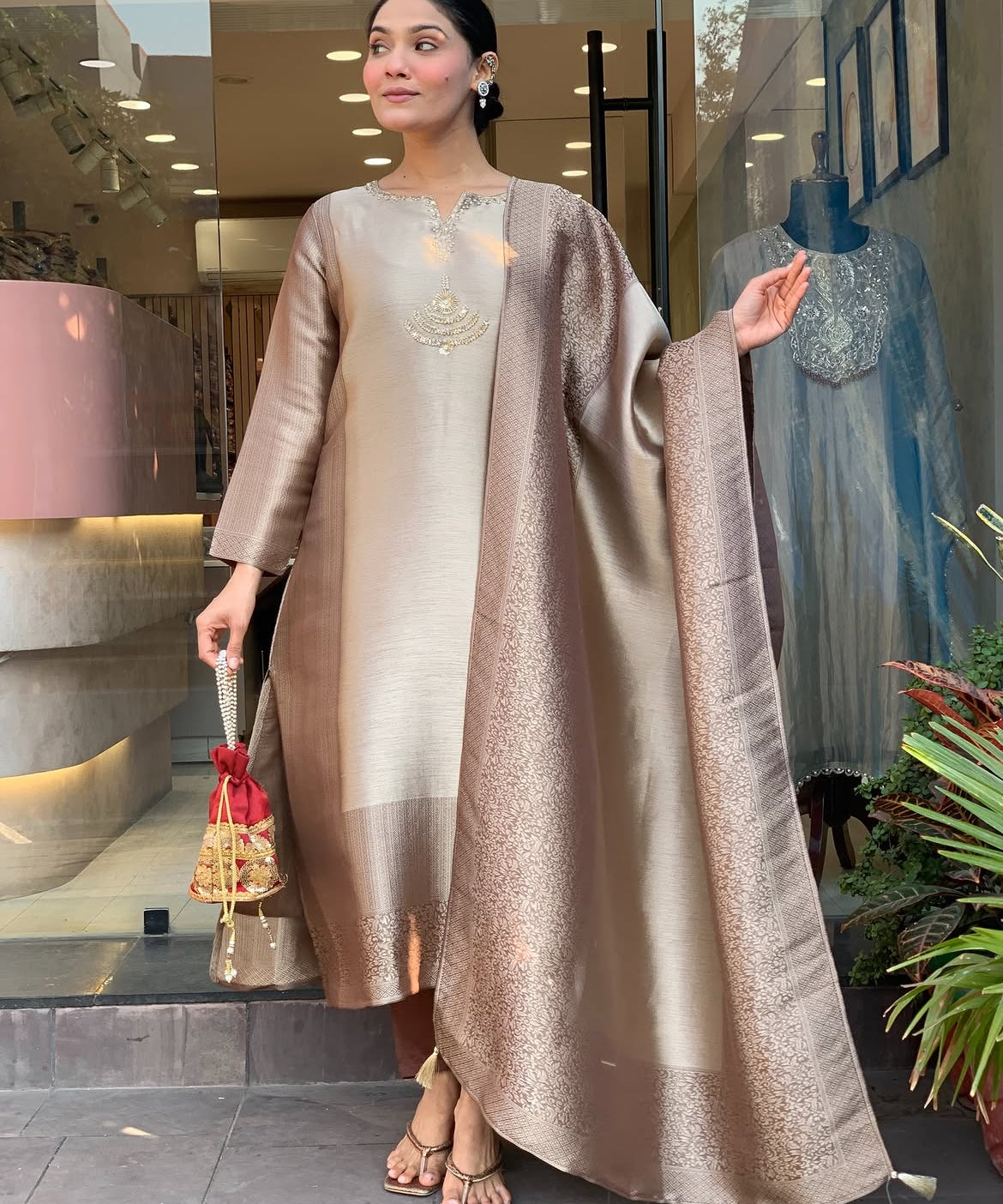 Yamuna Beautiful Tissue Silk Suit