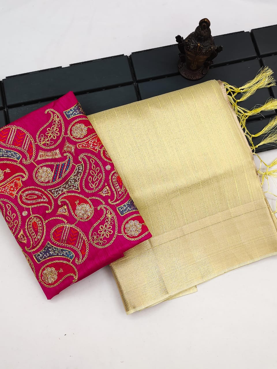 Beautifull Soft Cotton Silk   Saree