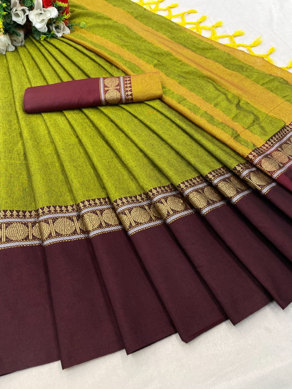 Beautiful  Tone  colour saree