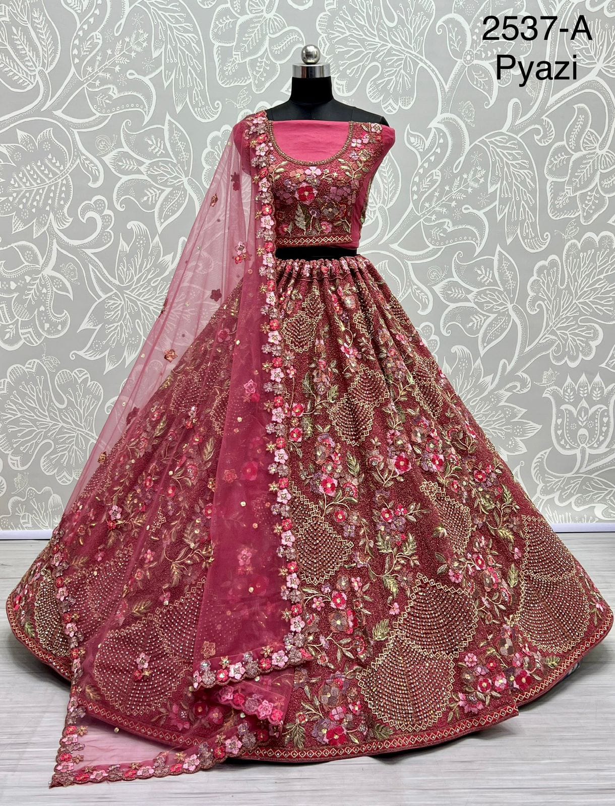 Premiun Bollywood Bridal  Lahenga Choli