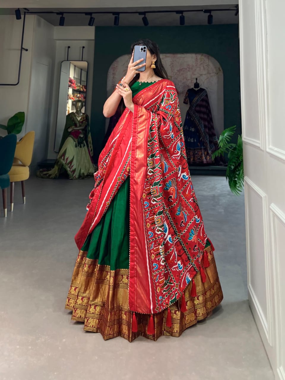 Treditional  Dola Silk Lehenga