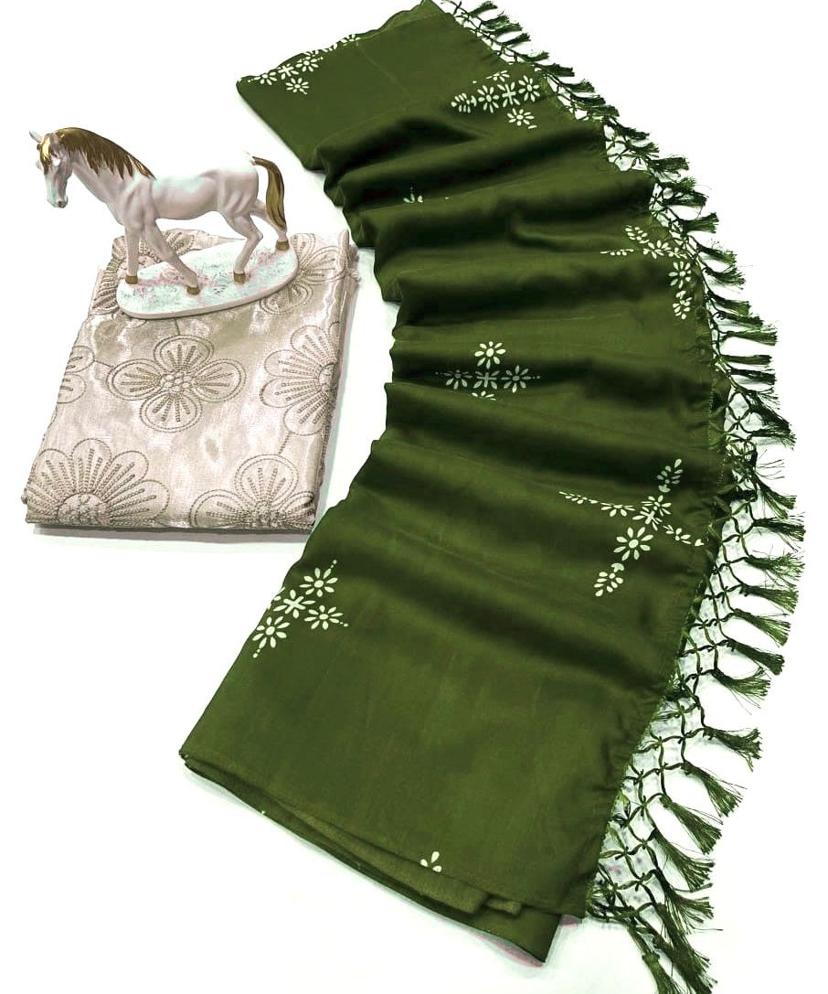 Presenting Muslin Cotton Silk Saree