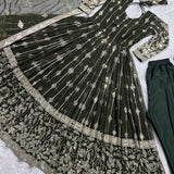 Presenting New  Đěsigner Anarkali Suit