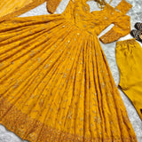 Đěsigner Anarkali Suit In New Fancy Style