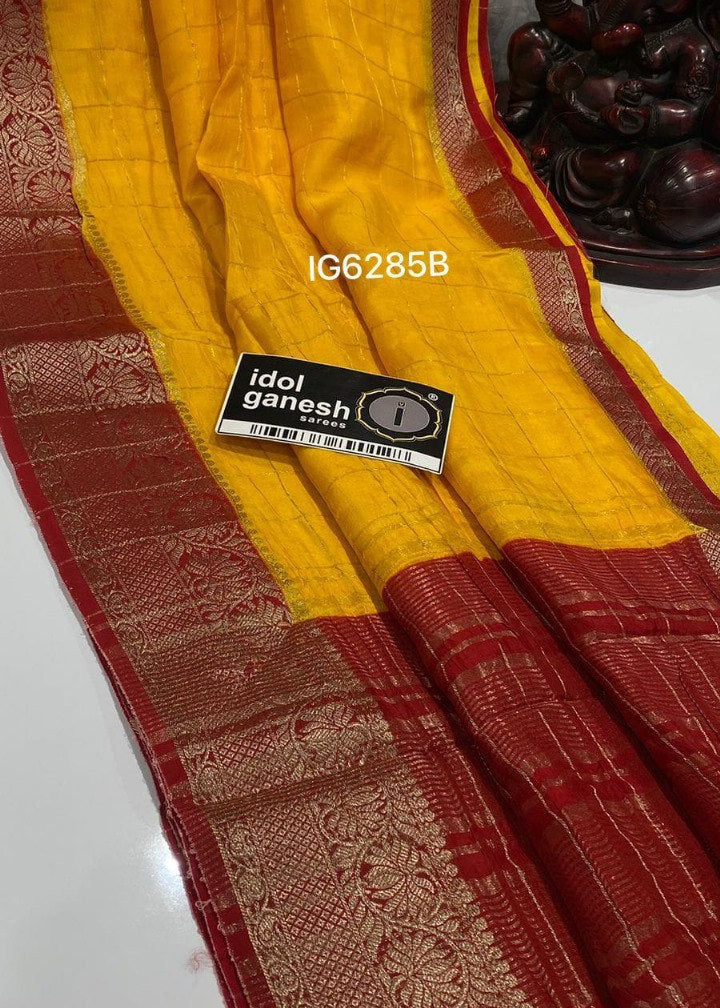 Soft Contrast Weaving Silk Saree