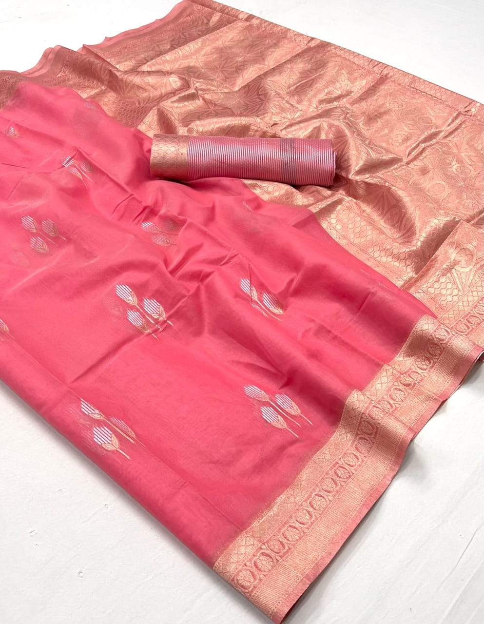 Exclusive Handwoven Silk Saree