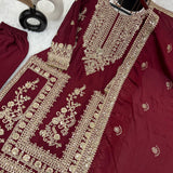 Beautifull Pakistani Embroidered Suit