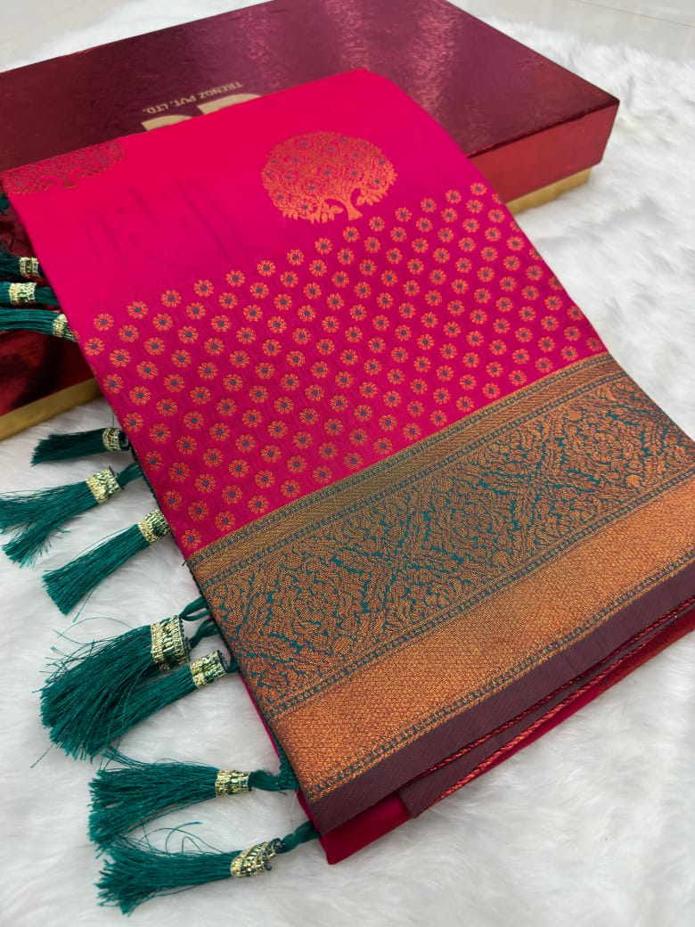 Soft Silk Saree With Zari Weaving