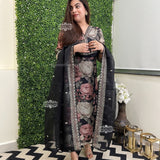 Beautifull Black Flower Printed Suit