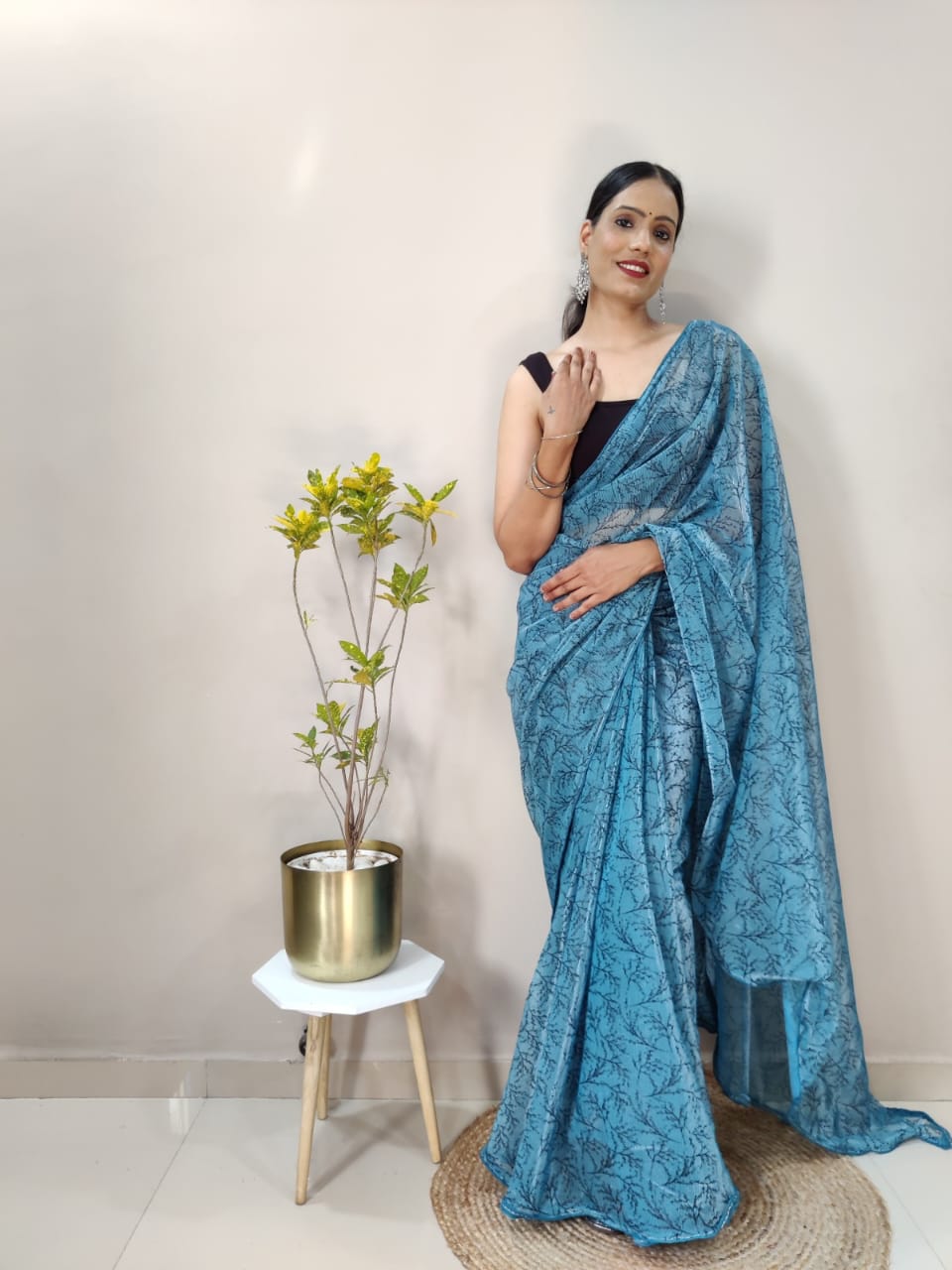 Launching New beautiful embrace Saree