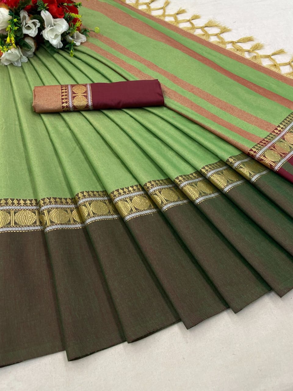 Beautiful  Tone  colour saree