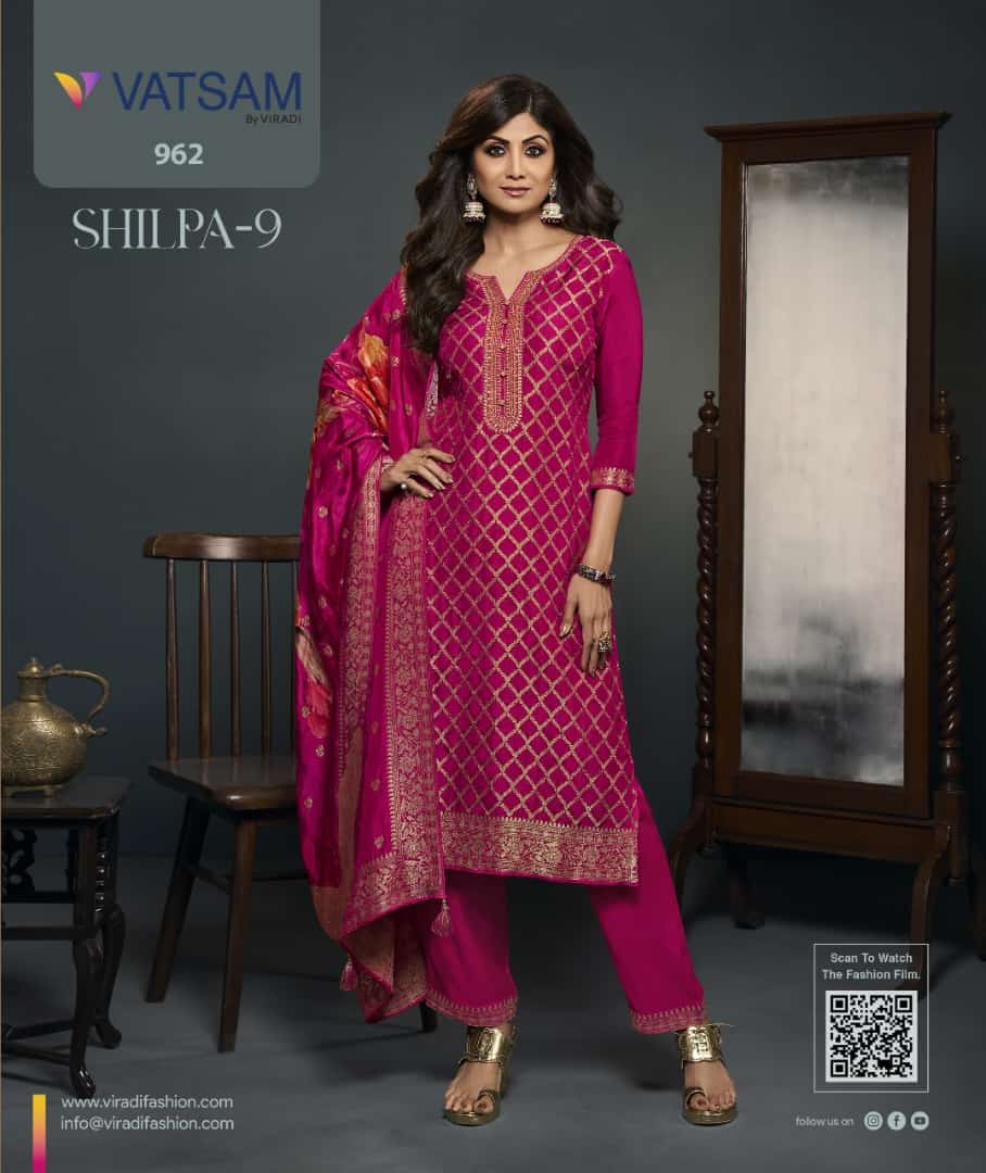 Latest Trending Shilpa Shetty Suit Collection