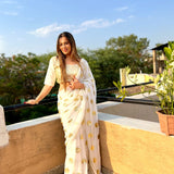 Presenting you most beautiful seqwance saree