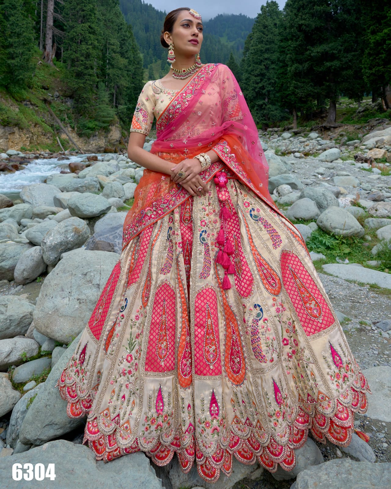 Attractive  Premium  Bridal Wedding  Lahenga  Choli