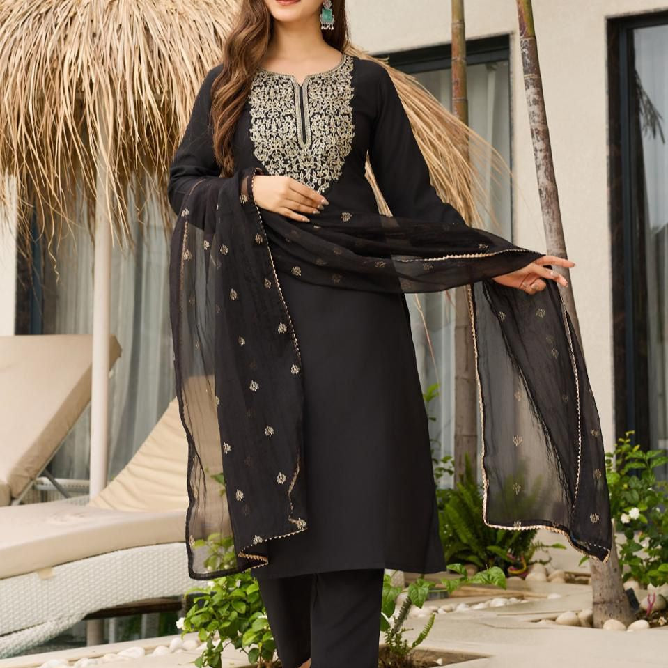 Black Embroidered Straight Kurta