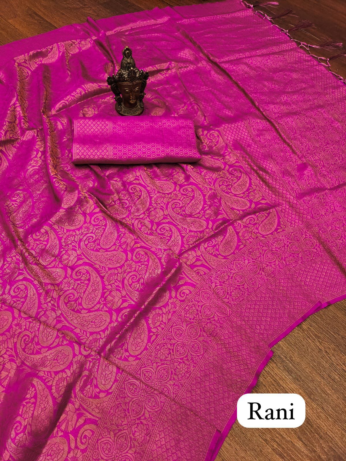 Beautifull Reach Pallu Silk Saree