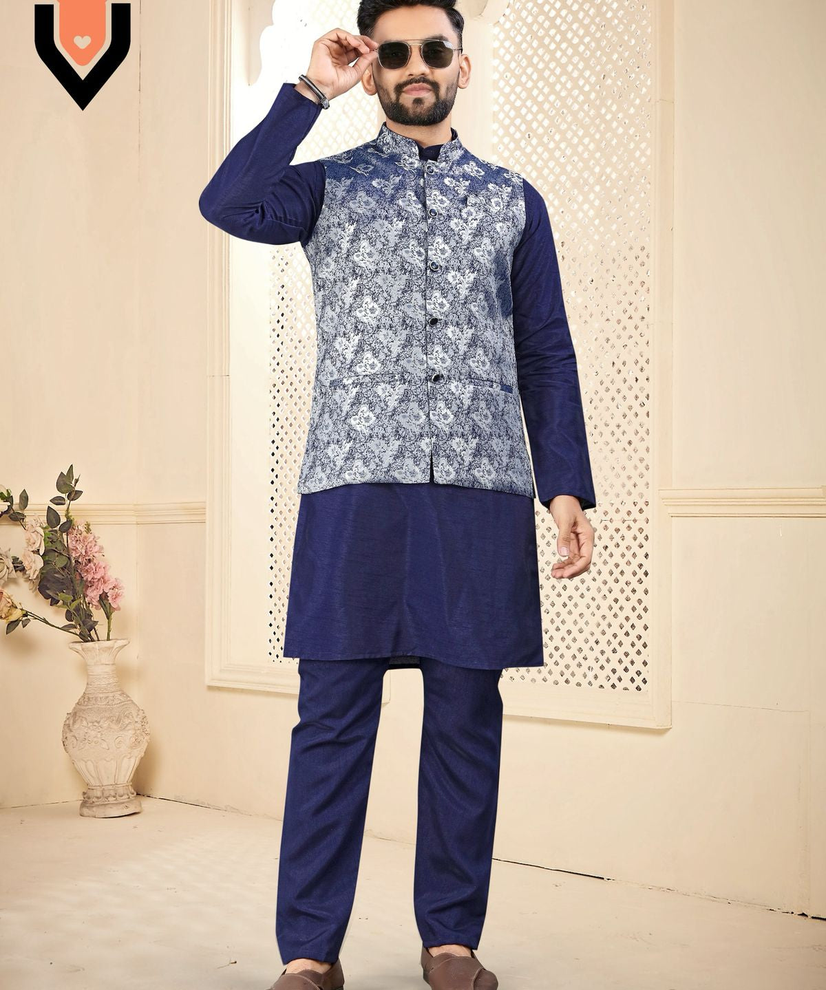 Men's Party Wear Silk Kurta Pyjama