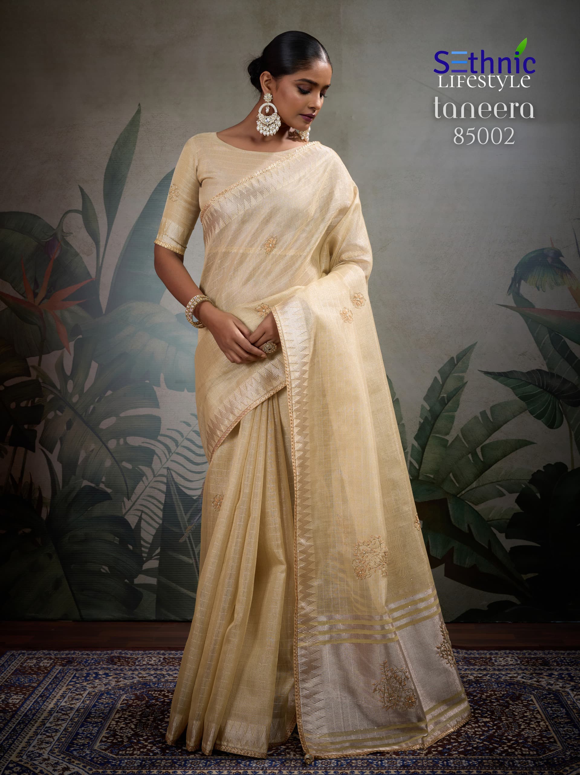 Taneera Finesse Linen Saree