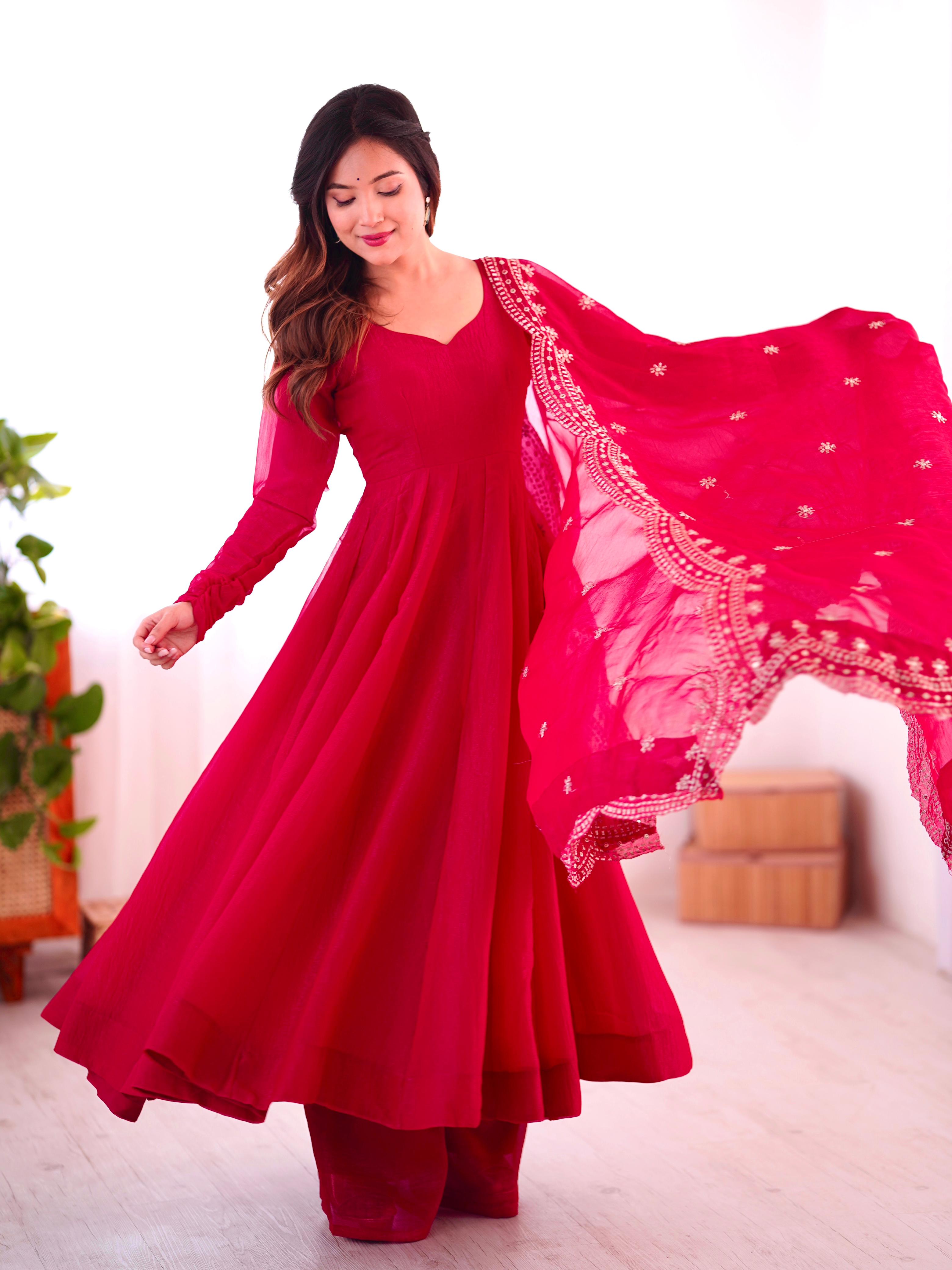 Launching New Real  Party Wear Look Gown
