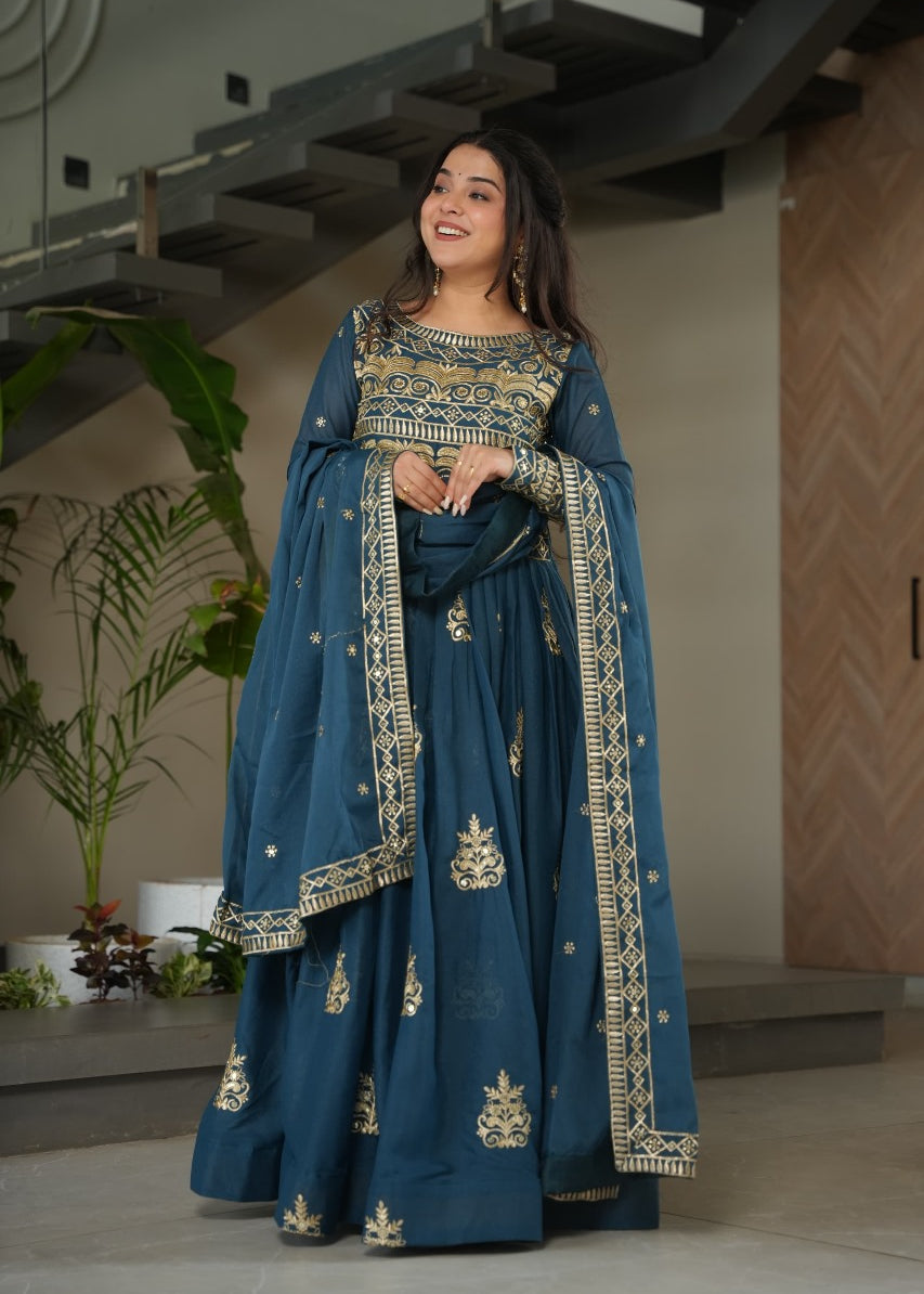 PREMIUM READYMADE GOWN
