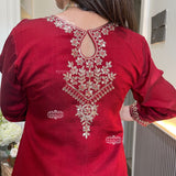 Attractive Blooming Silk Suit