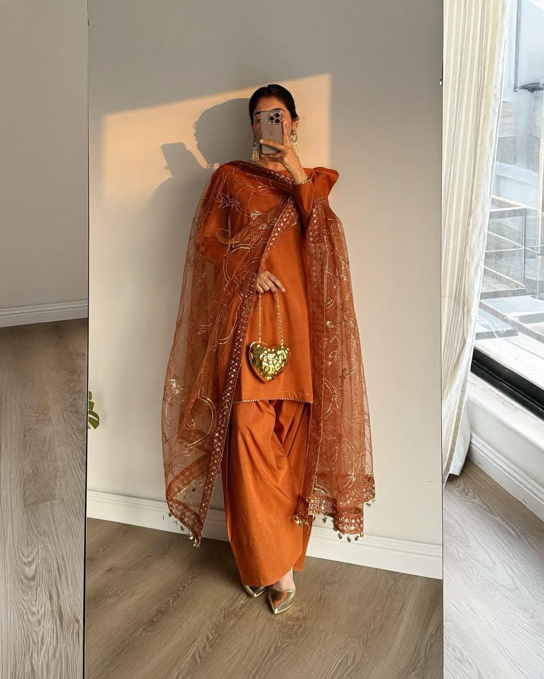 Designer Natural Creap Straight Suit