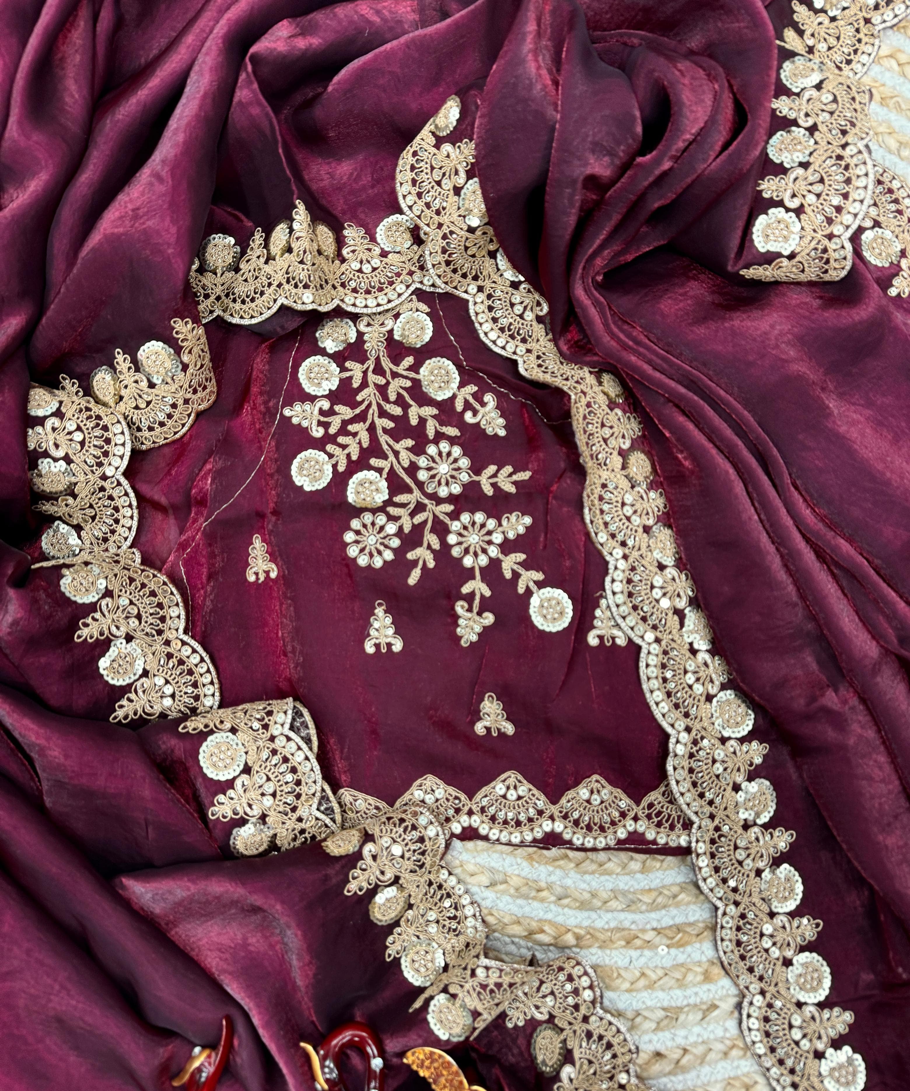 Exclusive Heavy Space Silk Saree