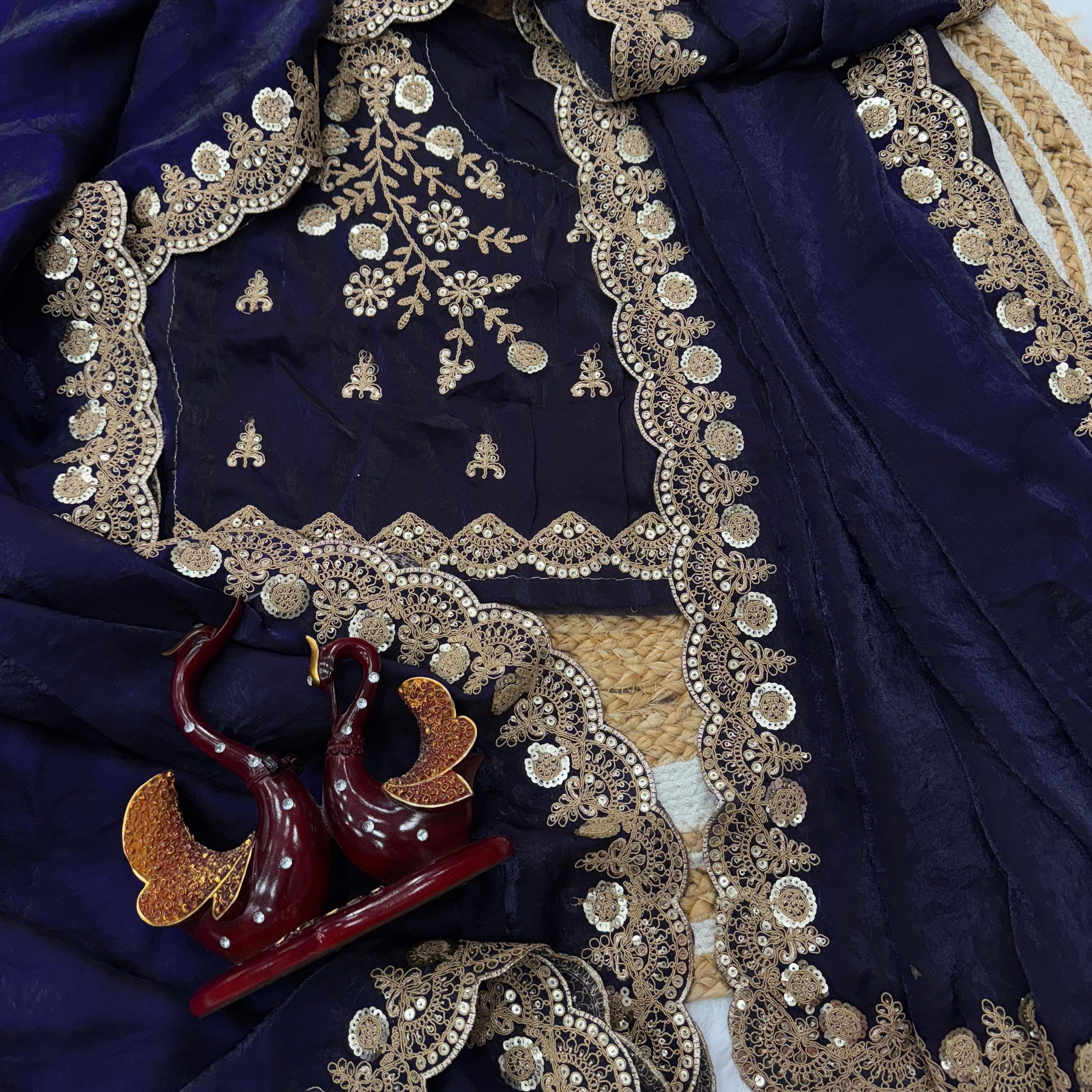 Exclusive Heavy Space Silk Saree