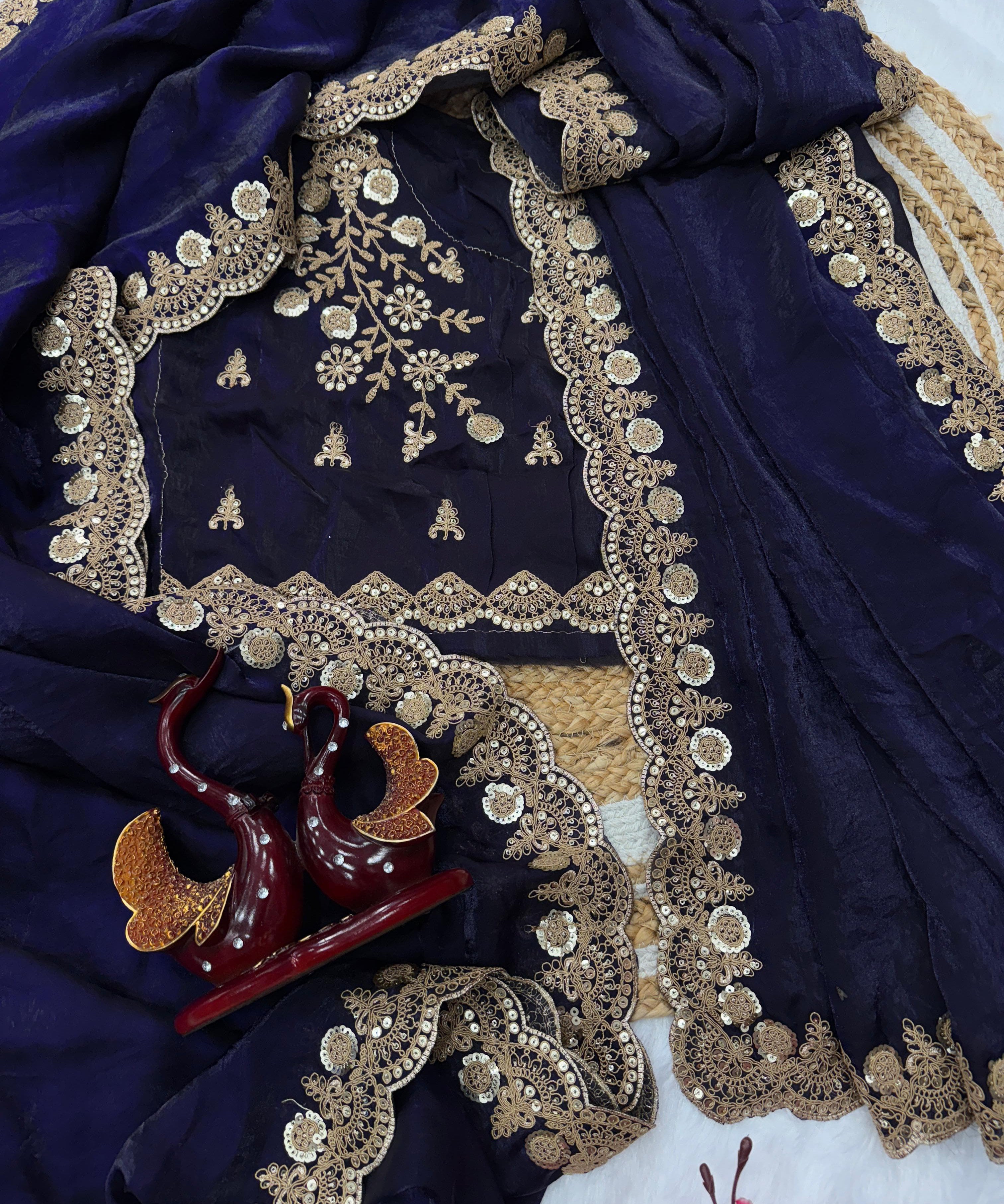 Exclusive Heavy Space Silk Saree