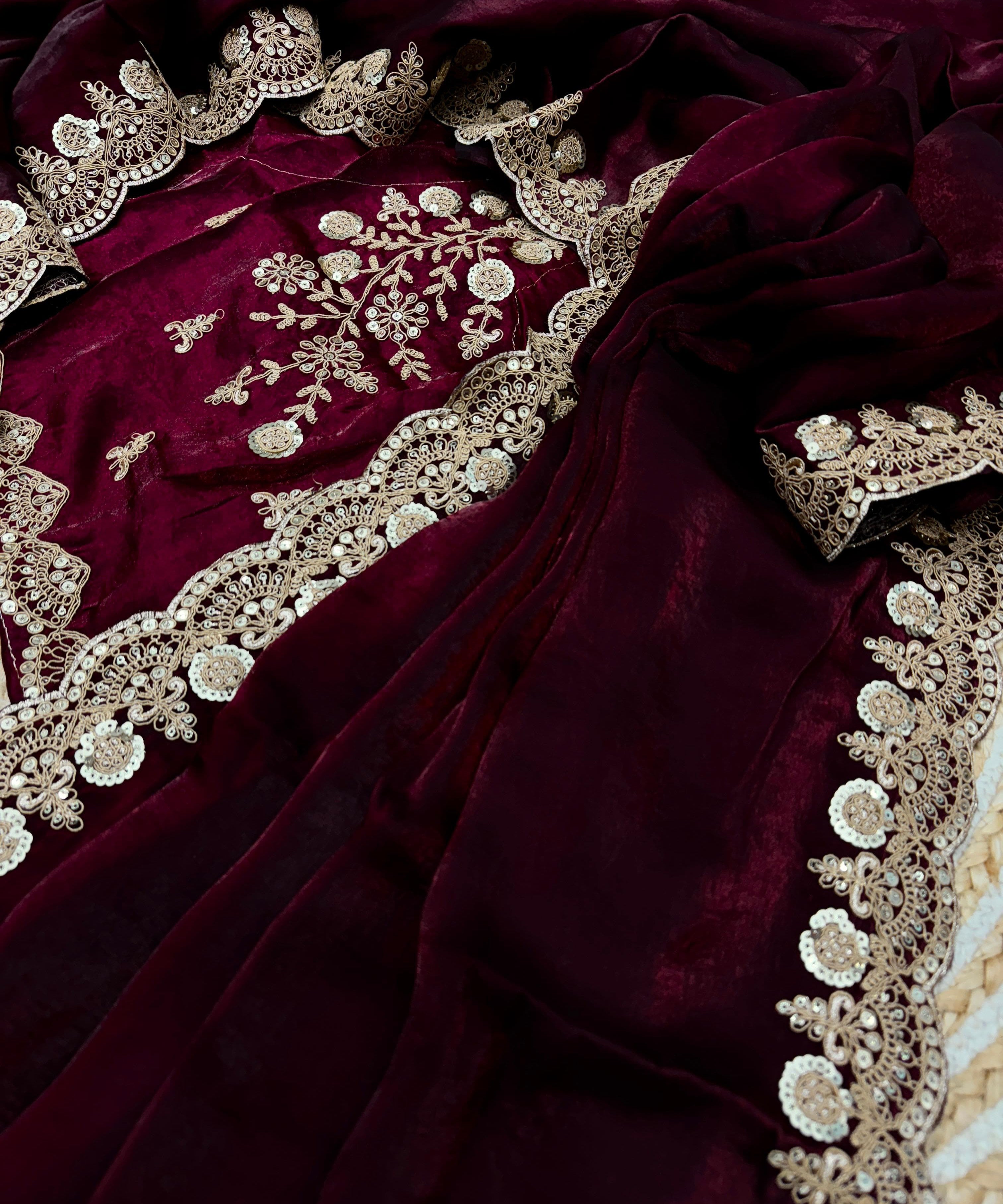 Exclusive Heavy Space Silk Saree