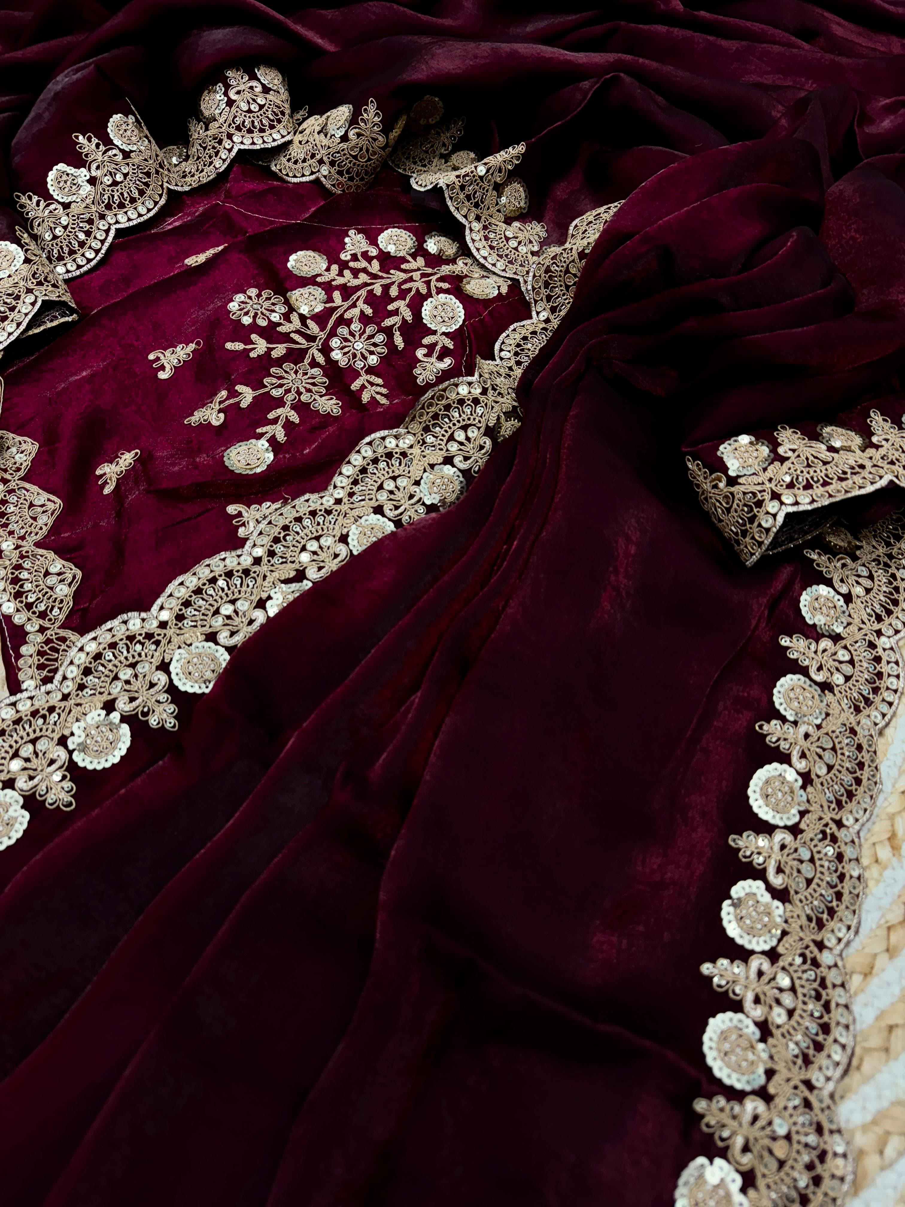 Exclusive Heavy Space Silk Saree