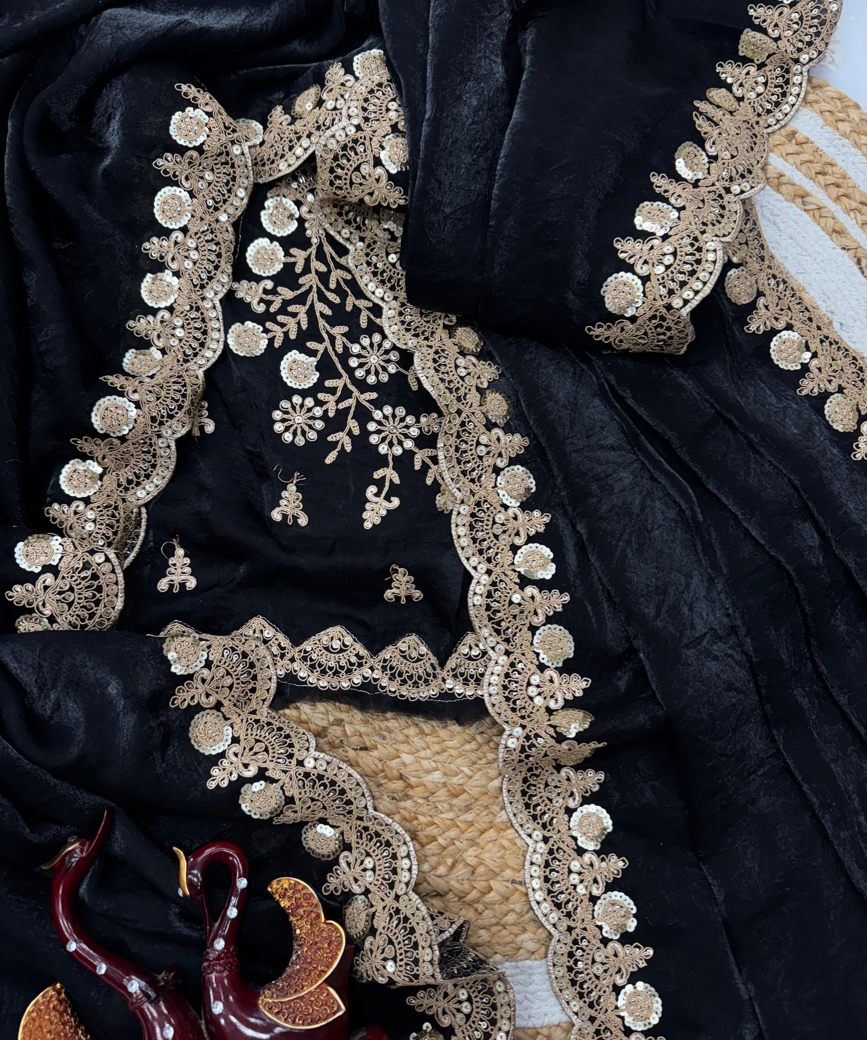 Exclusive Heavy Space Silk Saree