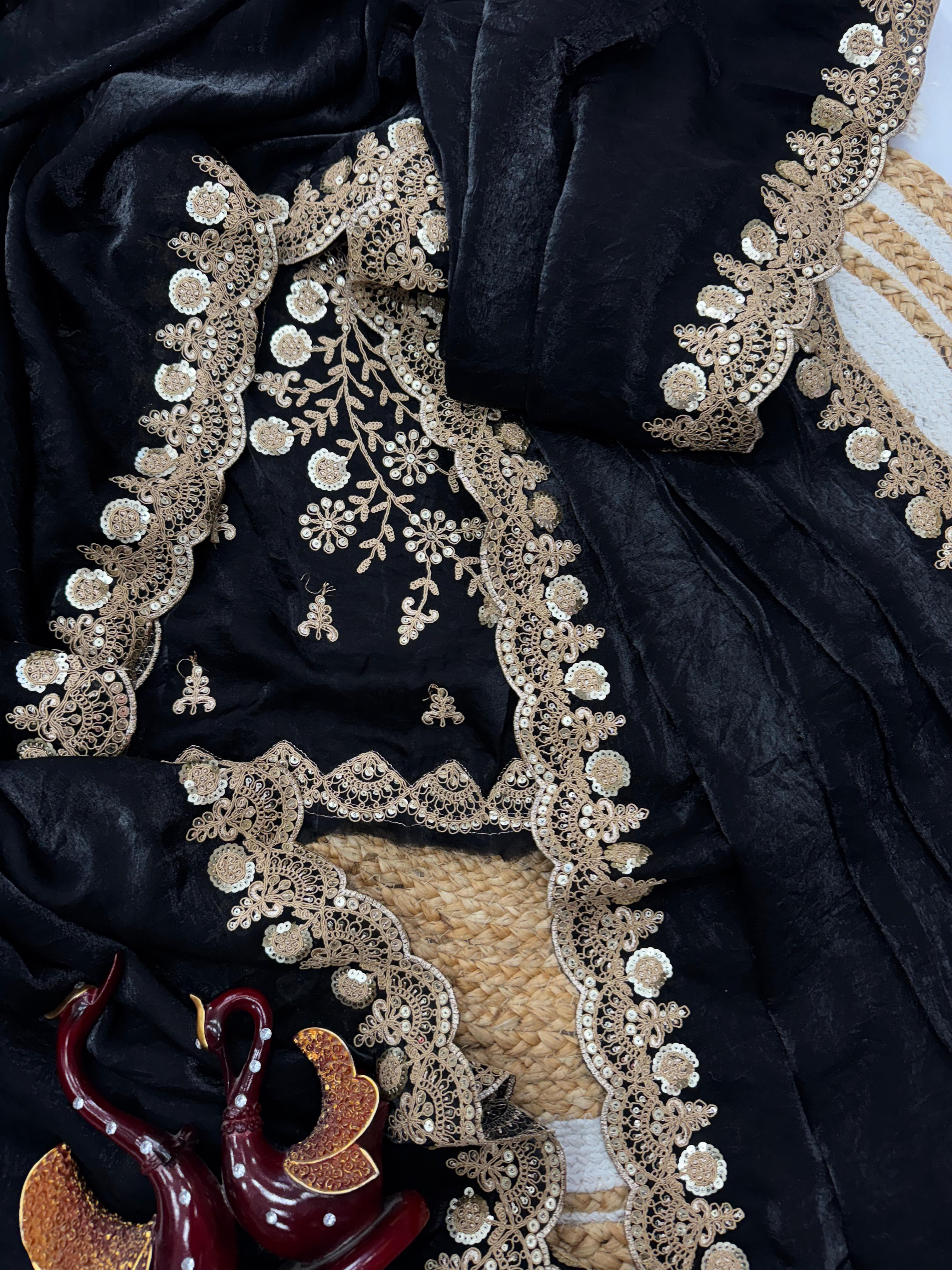 Exclusive Heavy Space Silk Saree