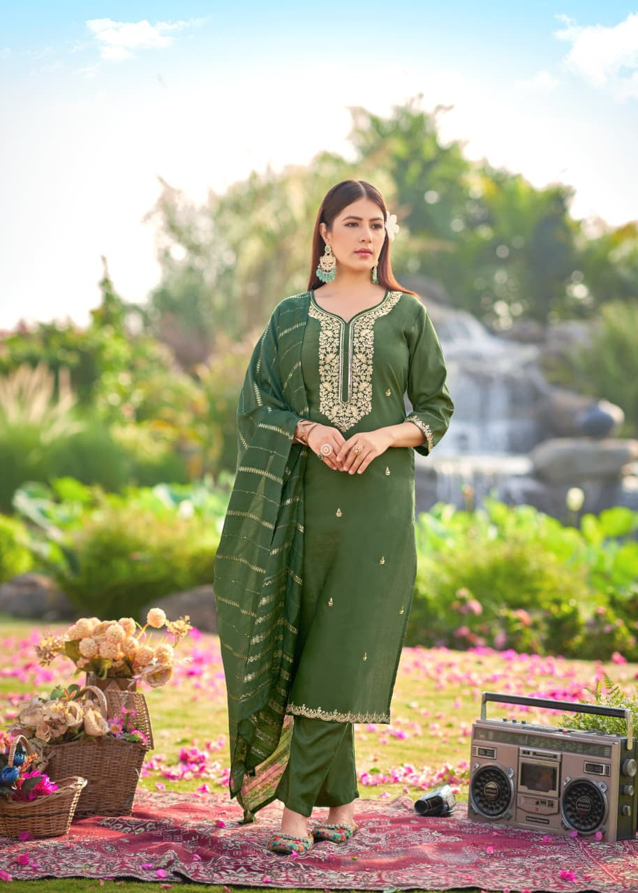 Dilbara Stunning Straight Suit