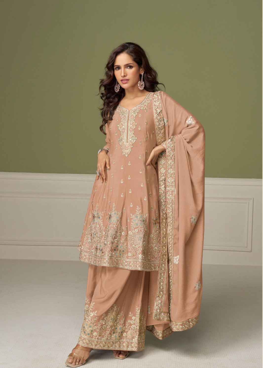 Nitya Classic Real Chinon Suit