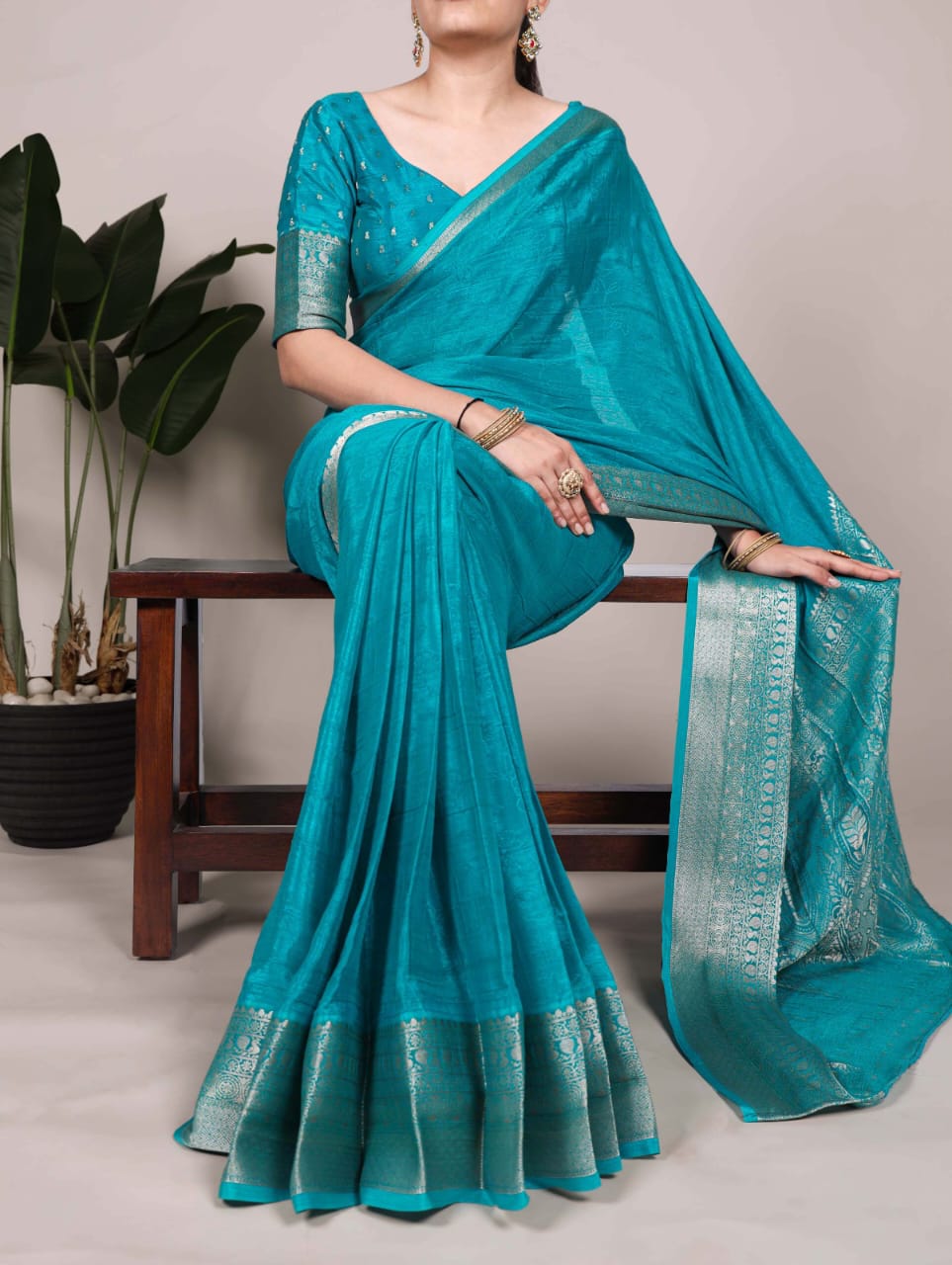 Charming Zari Weaving Saree