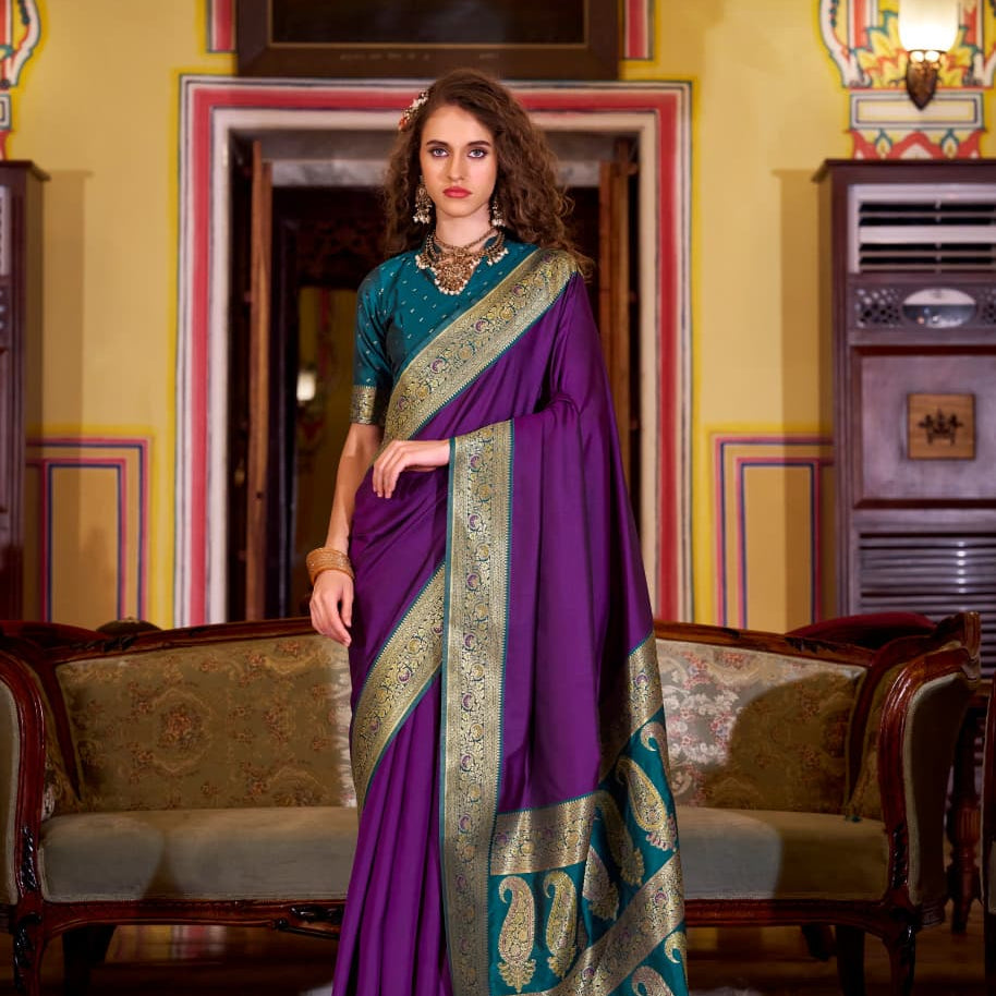 Wonderful Lehender Soft Silk Saree