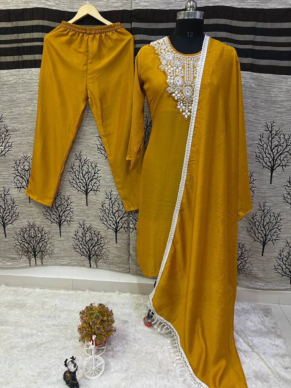 Classic Vichitra SIlk Straight Suit