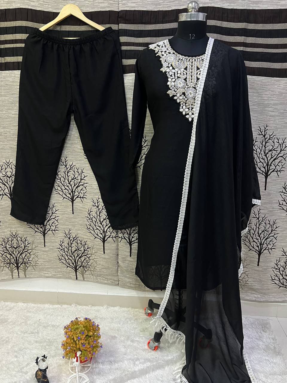 Classic Vichitra SIlk Straight Suit