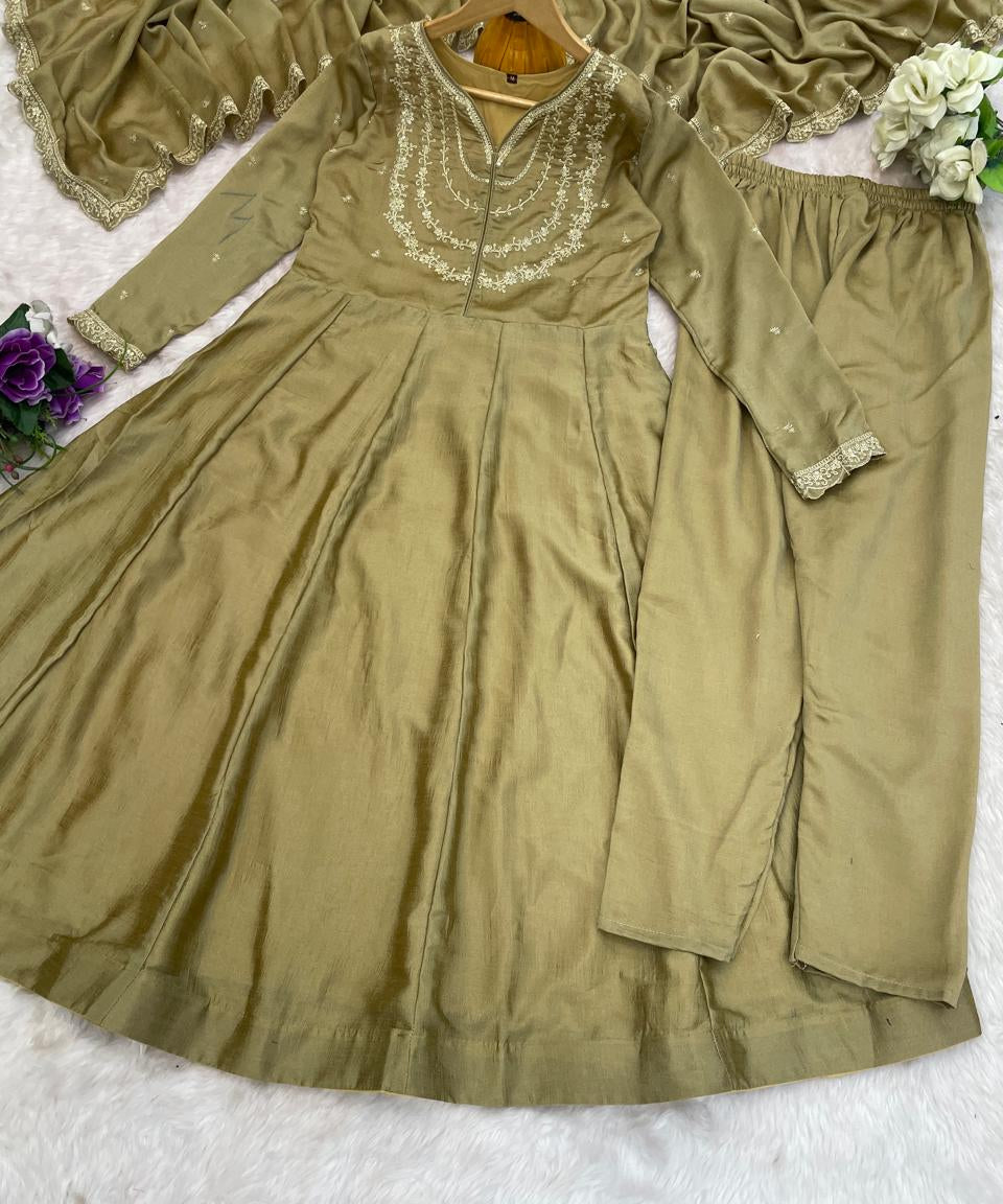 Tredny Designer Silk Anarkali Gown