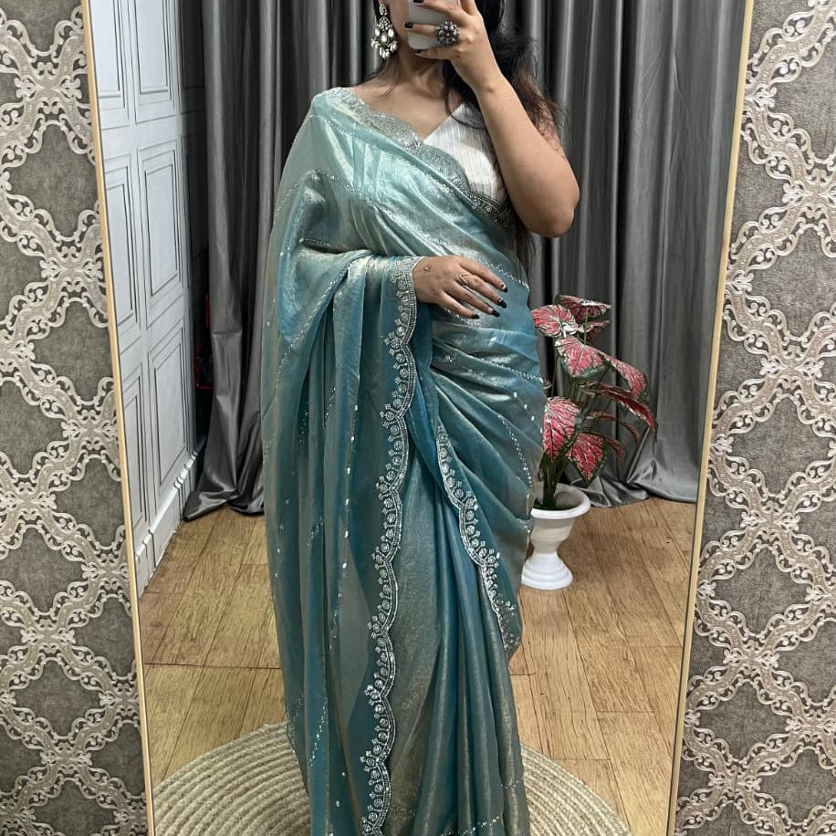 Pretty Fendy Jarkan Dimond Saree