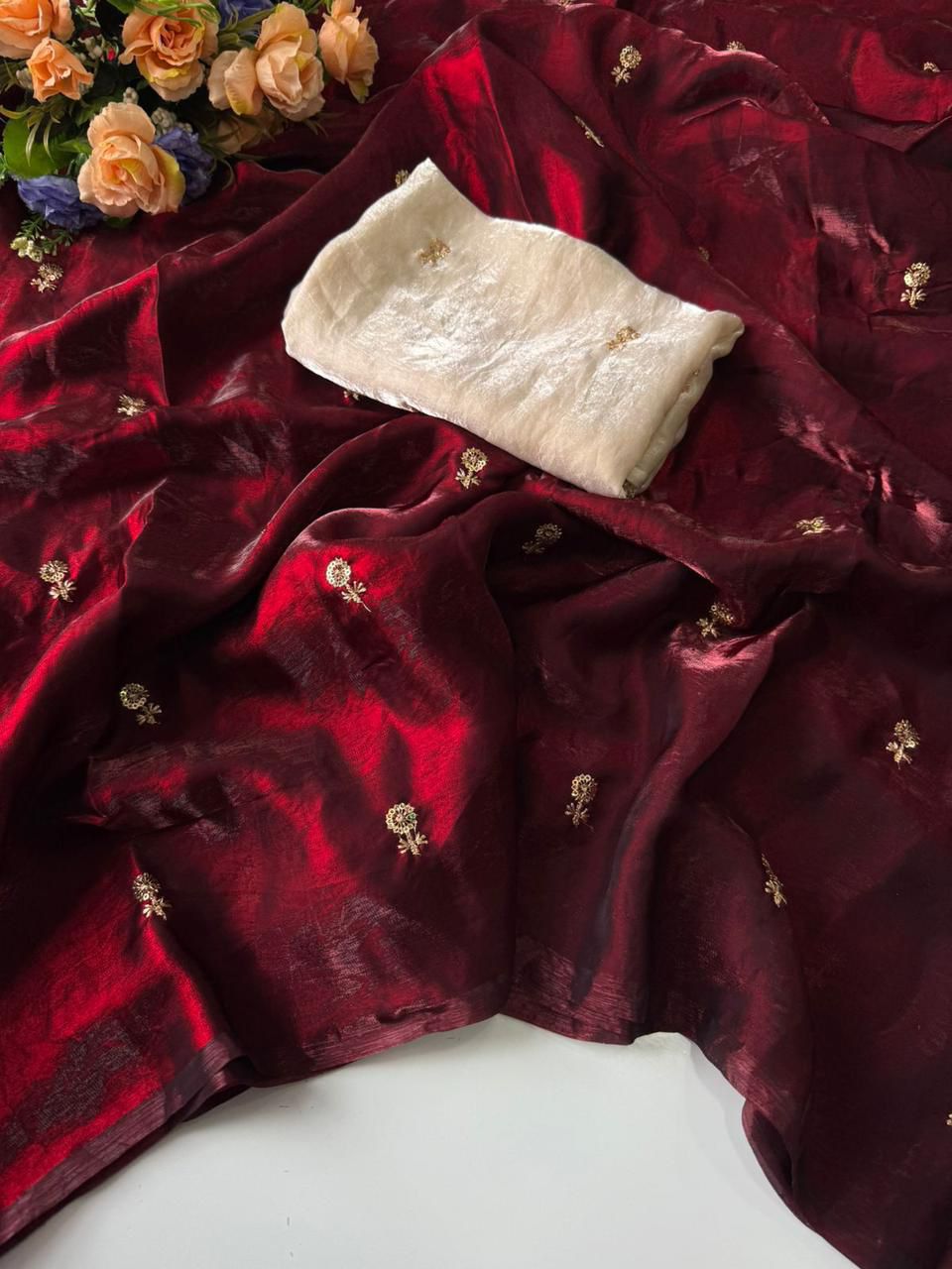 Beautiful Gendy Dual Shaded Saree