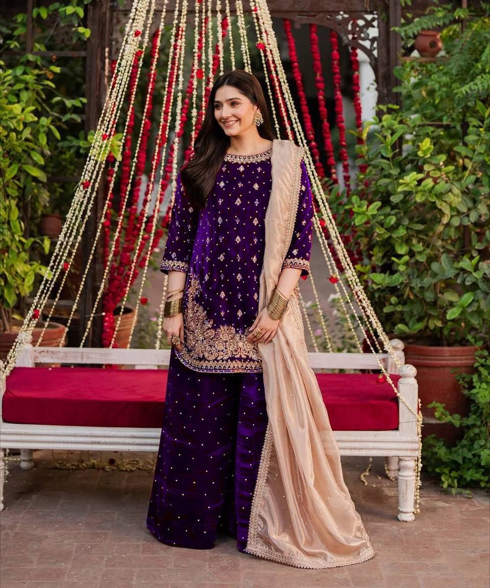 Modern Style Velvet Embroidered Suit