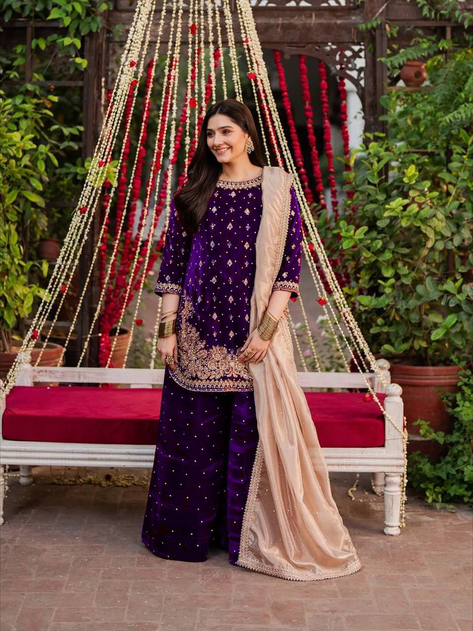 Modern Style Velvet Embroidered Suit