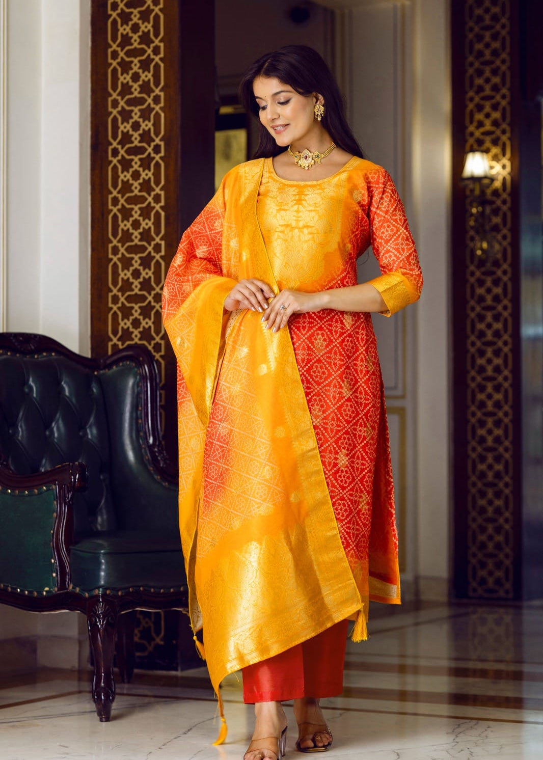 Trendy Bandhej Cotton Straight Suit