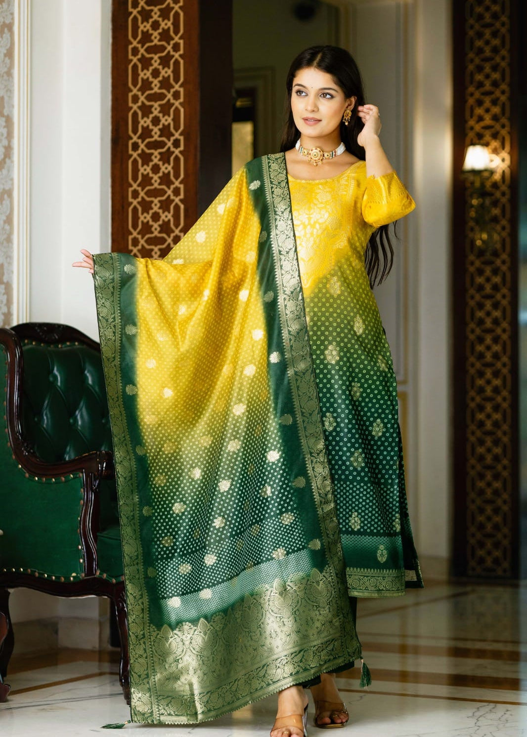 Trendy Bandhej Cotton Straight Suit