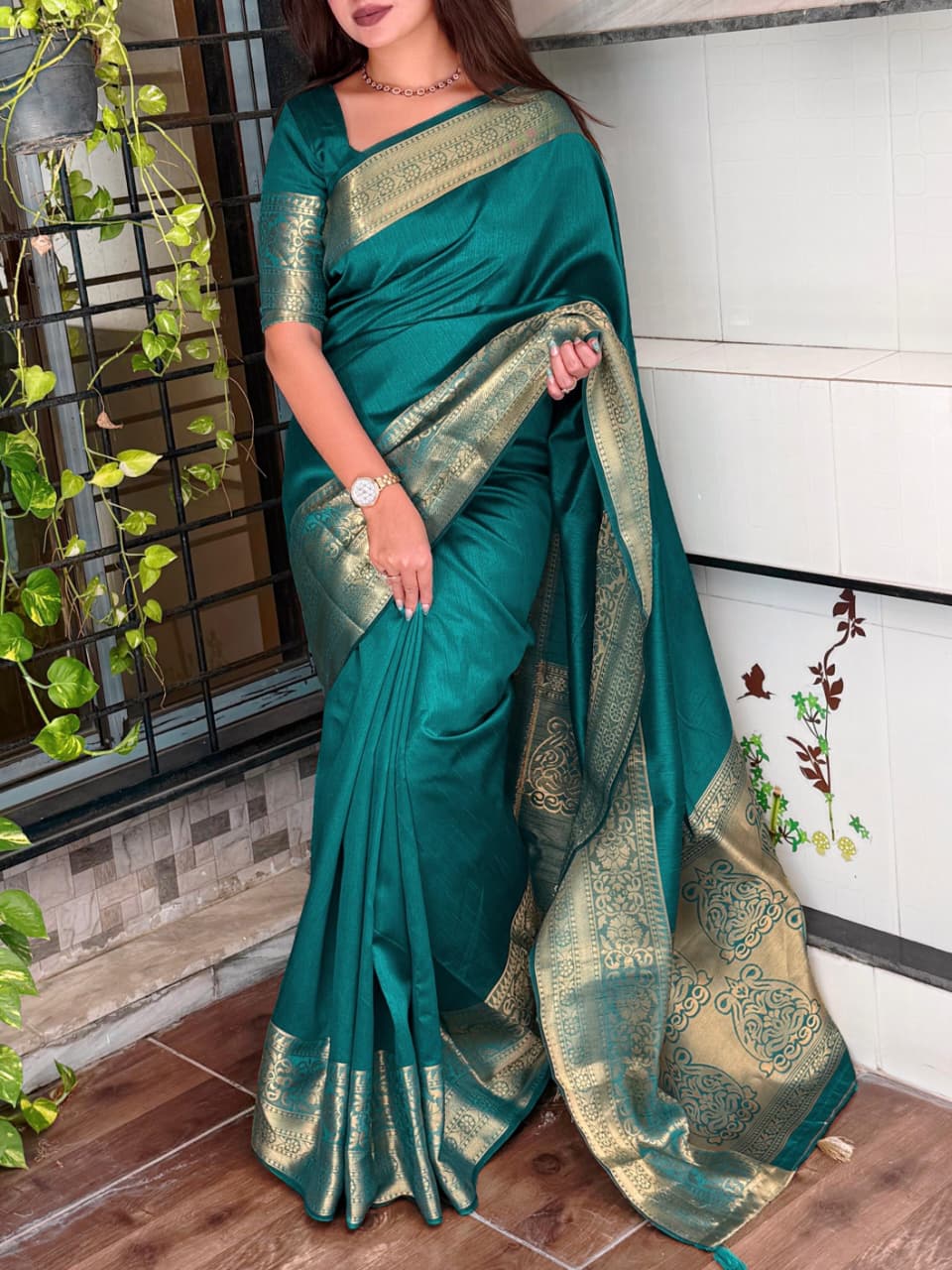 Gowri Zari Weaving Silk Saree